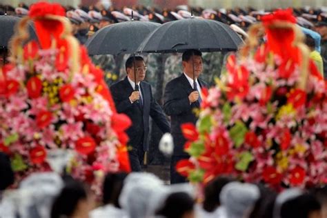 “Él me comprendía”: la muerte de un ex primer ministro chino desata el luto… y una forma de expresar la frustración con la era de Xi Jinping